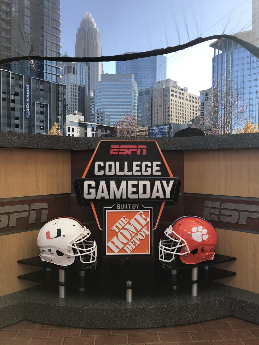 Marty Smith tweet media