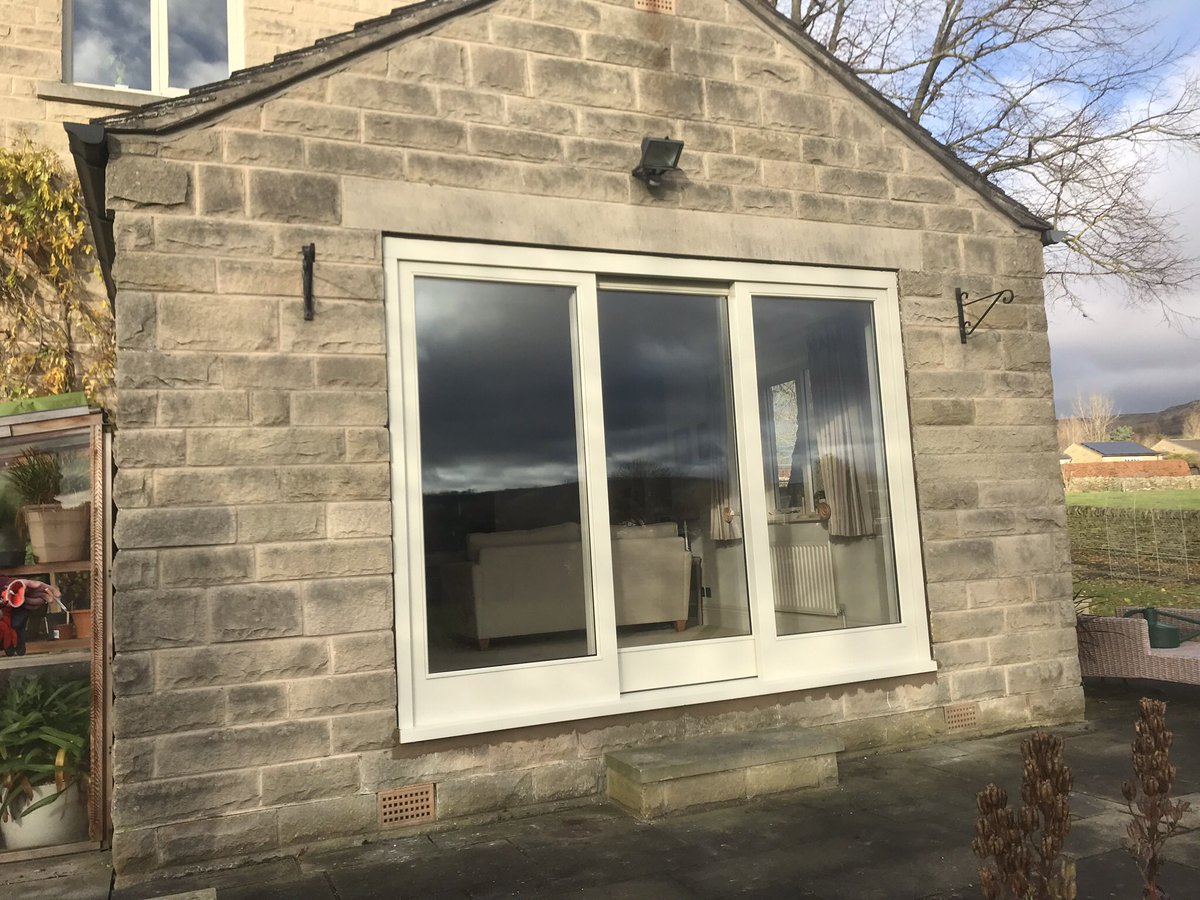 CrookesJoinery's tweet photo. Before and after pics of some @Accoya sliding patio doors fitted yesterday. @JoineryHardware https://t.co/8dtjZ4ukwr