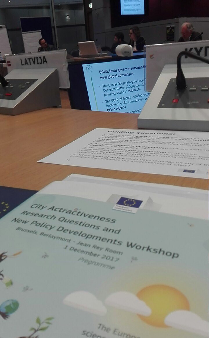 ALDAeurope's tweet photo. "We believe that #SDGs are extremely useful catalysts of cooperation" says Cambria from @uclg_org at @EU_ScienceHub event. #LADDERproject of course present! https://t.co/5B0yGKVDLl