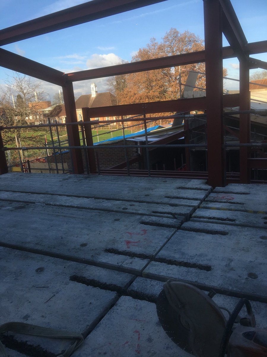 LeightonParkMus's tweet photo. Today is #MediaRoomFloorDay which includes a huge crane!!! #MMCproject @lpschool #viewfromthetop https://t.co/jlLcqFhe4D