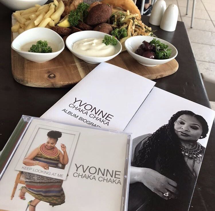 The Princess of Africa herself joining us for lunch yesterday at #ArezCafe!! 🇱🇧 <a href="/YvonneChakaX2/">Yvonne Chaka Chaka</a> <a href="/AlanFordSA/">Alan Ford</a>