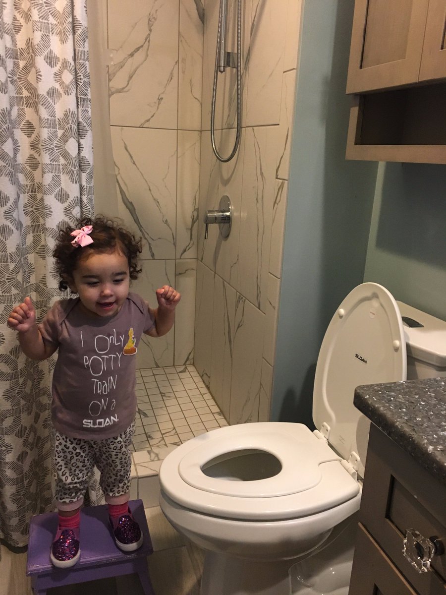 Sloan_Valve's tweet image. #JustBecauseItsFriday A young plumber in training? Or just a youngster training to use the plumbing? The shirt says it all.