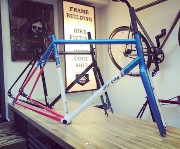 QualityBike's tweet photo. More Cool Shh... #repost @allcitycyclesuk → the very sought after Mr Pink. 📷 @cloud9cycles #partybrand
 #allcitycyclesuk #partybrand #fastisforever #bikes #steelbikes #cycling #cyclocross #roadbikes #gravelbike #touringbike #racing #baaw #outsideisfr… https://t.co/2EE4fK0wrD https://t.co/q97hnH6NI5