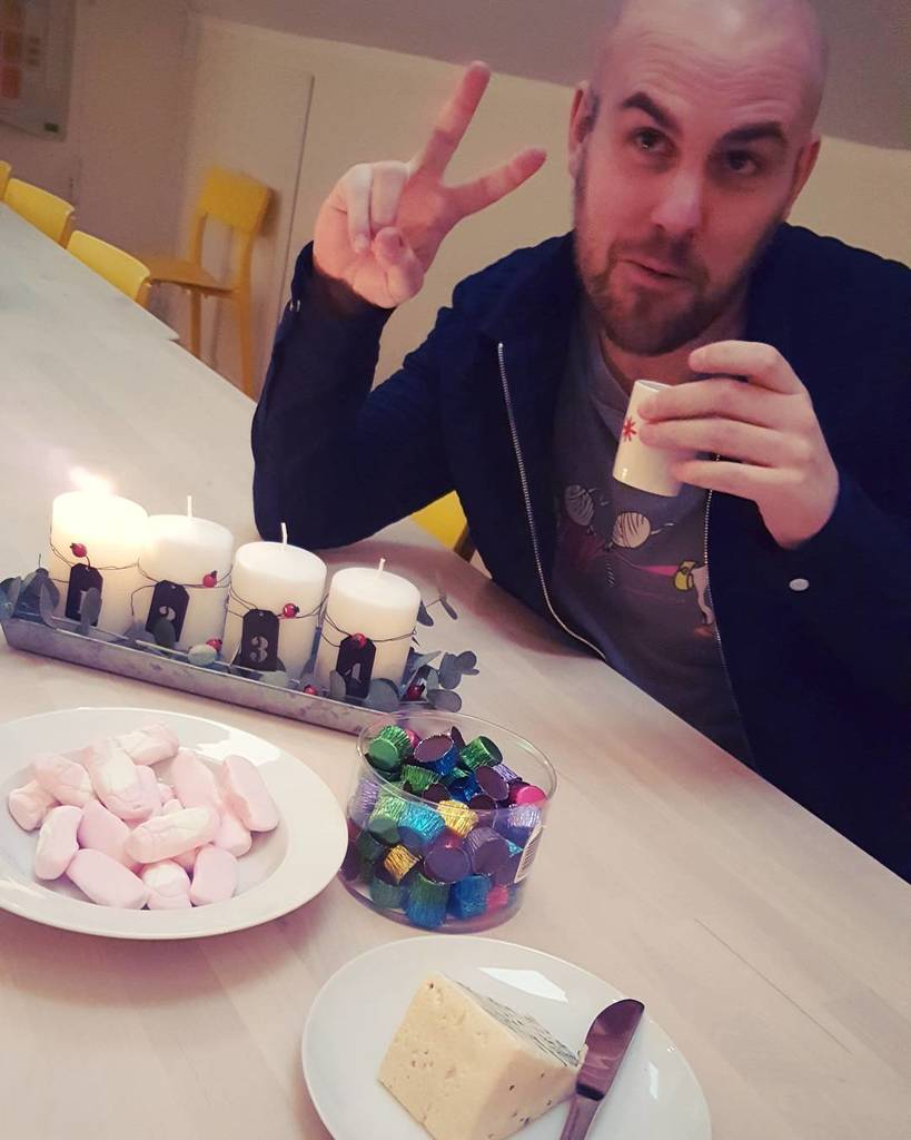 CelebrationSwe's tweet photo. Glad 1december! Nu är julen snart här! 🎄🎉 https://t.co/u8PkEj8aHB