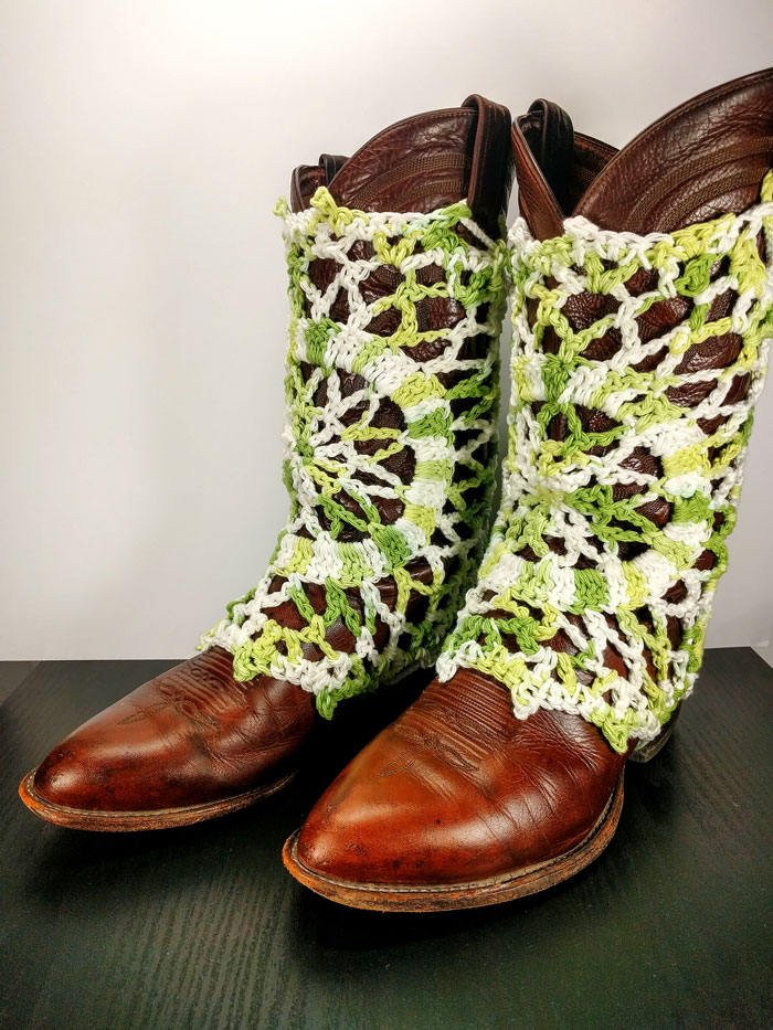 koning_stilson's tweet photo. Excited to share the latest addition to my #etsy shop: #Handmade #Crochet #Boho #Gypsy #Western #BootCovers in #Green and #White #Cotton https://t.co/GTC2zJWBTP https://t.co/16PNoMt586