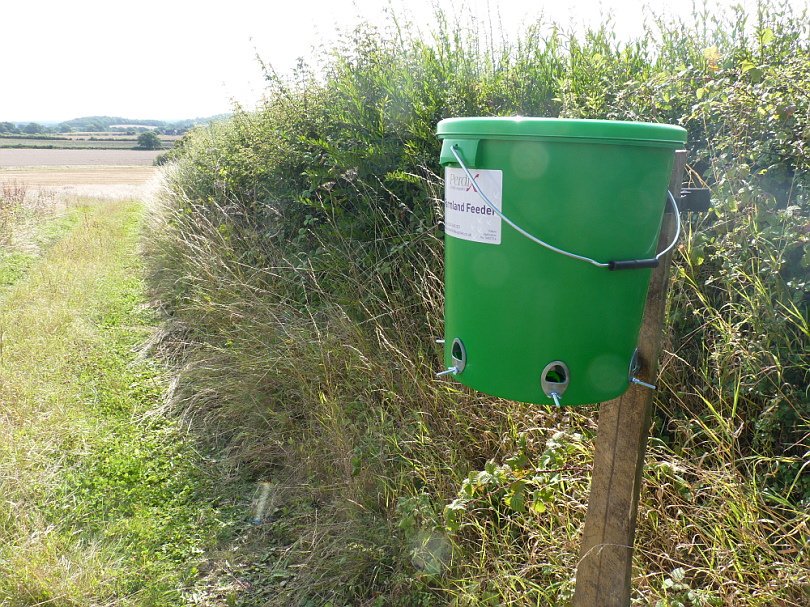 Perdixwildlife's tweet photo. The Perdix Farmland Feeder, designed to help you successfully supply supplemental food to farmland birds this winter https://t.co/SdonXjpiLA