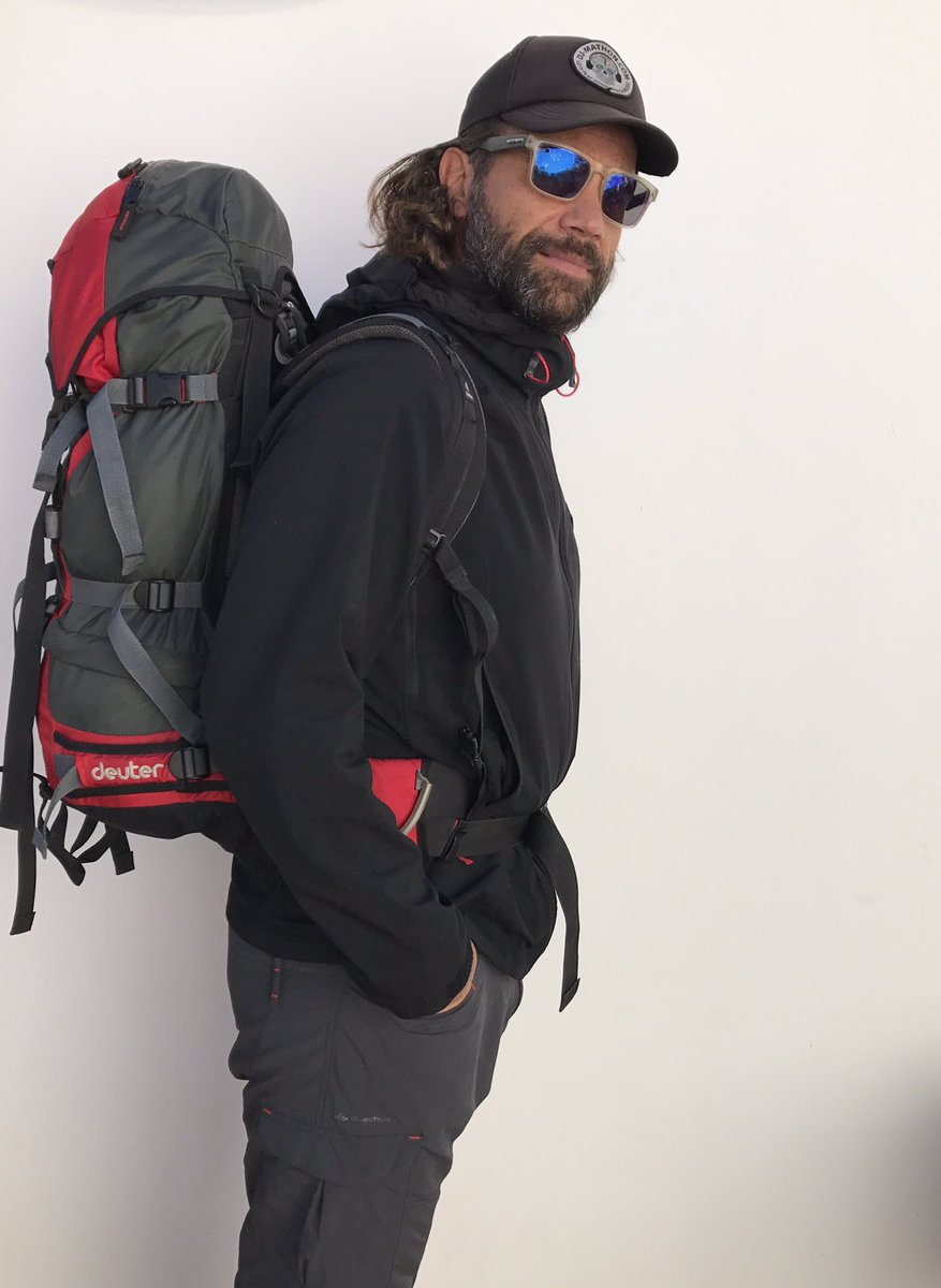 DJMATHON's tweet photo. Ready to fly tot Santiago de conpastela let the journey begin #djstopals #djmathon #journey #santiago #walk #backpak #als https://t.co/akf4TMhfCA