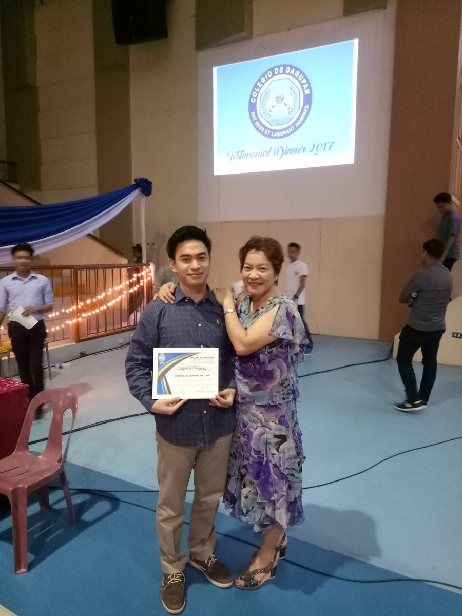 NurseDuc_edz20's tweet photo. Thank you for the RECOGNITION Award my Alma Mater... ๐๐๐
#RecognitionDinner
#SchoolEvent
#AwardsNight https://t.co/9SaIyTtWOb