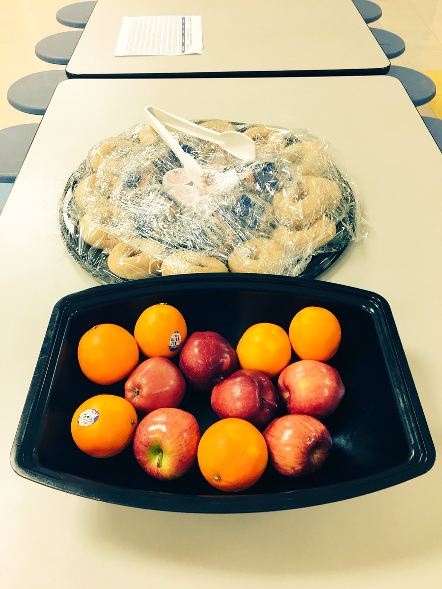 MrNunnmsd's tweet photo. WONDERFUL snacks for our bus drivers’ monthly meeting, prepared by our amazing café staff and planned by our terrific office staff! #CASCPlace2Learn #itmatters https://t.co/gE1ATRXTco