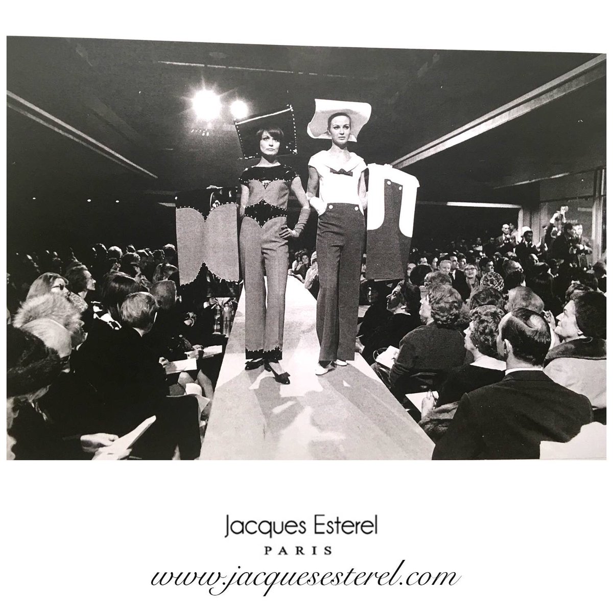 JacquesEsterel's tweet photo. .F.A.S.H.I.O.N. .SHOW. 

1959 JACQUESESTEREL est le premier à lancer le 
��FASHION-SHOW».
Il fait défiler artistes, comédiens et danseurs sur une bande-son jazz et musique sensorielle. L’ère des présentations ennuyeuses est enfin démodée! https://t.co/M0osCN0JJa