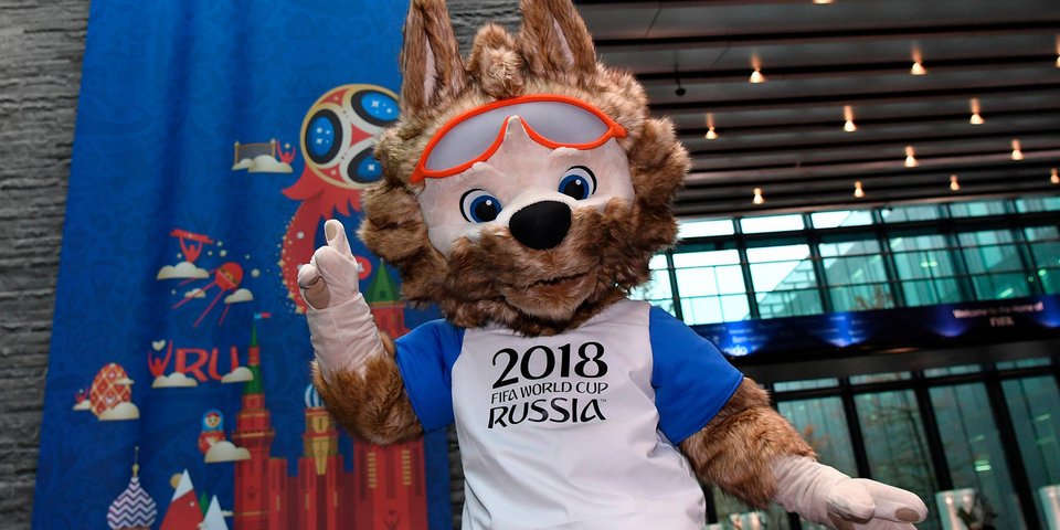 freepetersburg's tweet photo. Por fin, ¡Se termino la espera! Nos enocntramos a escasos 45 minutos de comenzar el #SorteoMundial y aquí te compartimos todo lo que tienes que saber sobre el sorteo. https://t.co/a3WH6iubg2 https://t.co/cZhRvyPoMc