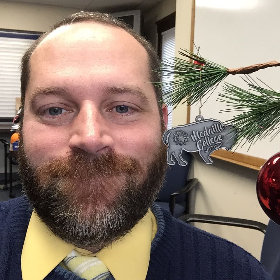 kozioln's tweet photo. Happy #MaverickFriday @medaillecollege #MedaillePride https://t.co/XKMFSt1pPP