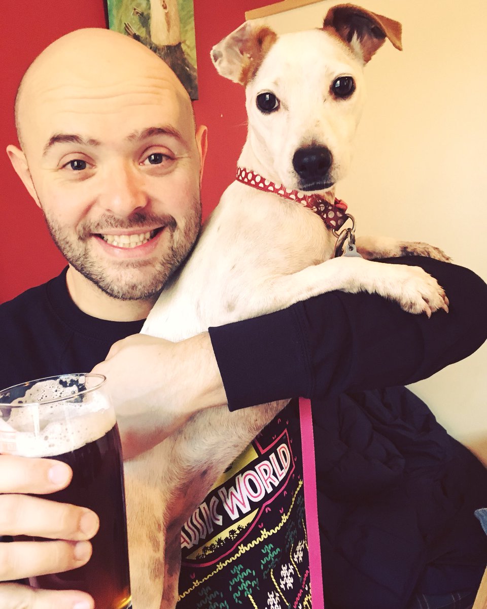 DanTyP83's tweet photo. Post dog walk Birthday pints @brecontap with @oldladysimpson Olive & Rocket ππΆπΊ #husband #hubby #happybirthday #happybirthdaytome #birthday #birthdaydrinks #birthdayboy #dog #dogs #doggycuddles #dogwalk #pint #brecon #brecontap #jrt #jackrussell #jackrussellterrier # https://t.co/PJeY3g9Pcs