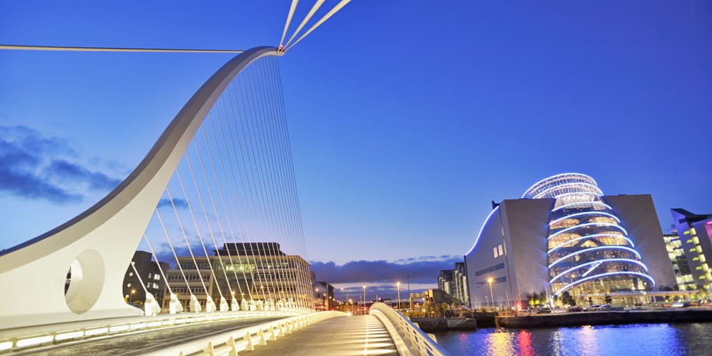 SuperBreak's tweet image. Our Overseas Destination of the Month for December is Ireland!

What better time to explore the unrivalled culture, interesting history &amp;amp; incredible shopping scene of Dublin? bit.ly/2AqBi6o #AnotherBreak