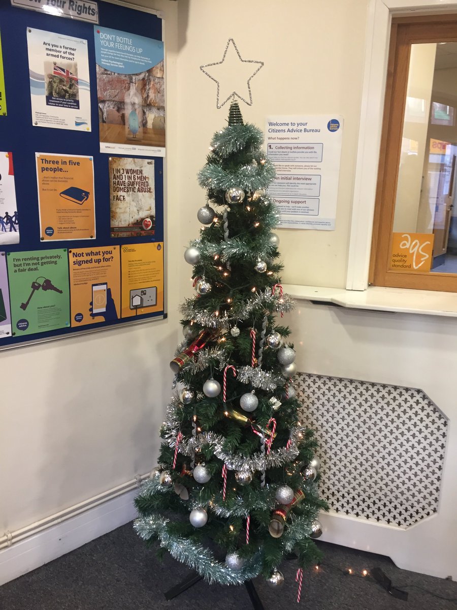 haltoncab's tweet photo. It's beginning to look a lot like Christmas - Happy 1st December to all our followers 🎅 Be a clever Christmas Consumer this year and follow our 10 tips here #cleverconsumer #Christmas #Halton
https://t.co/wrD0WKSJ11 https://t.co/NyKEOoq3Vj