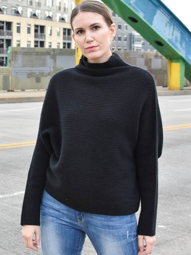 mission_edit's tweet photo. This cashmere sweater is a staple for your wardrobe. How many ways would you style it? https://t.co/a6Gn0kEB5v #missionedit #onlineboutique #style #fashion #cashmere #sweaterweather https://t.co/ZVGFb0u4Na