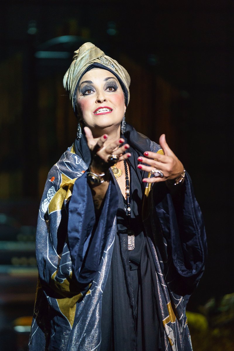 CurveLeicester's tweet photo. NOMINATED! We're very excited to announce that #CurveSunset has been shortlisted at #WOSAwards for: 

- Best Regional Production 
- Best Actor in a Musical - @dannymaconline
- Best Actress in a Musical - @RiaJones67

Cast your vote for @SunsetBlvdUK now at https://t.co/KFpISgLnLj https://t.co/FE3jPqAkR9