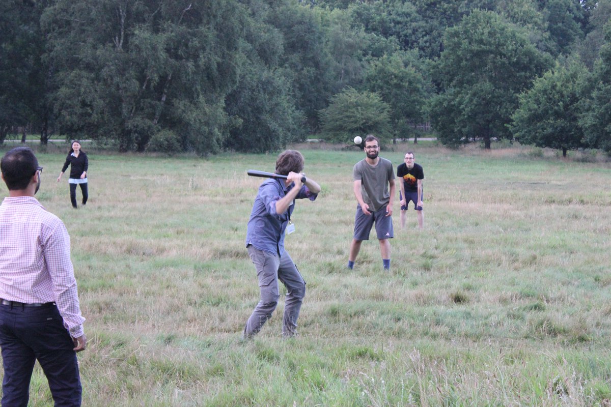 Hermes_Comms's tweet photo. Cooling off over a game of rounders after a day of hard work 👌 #Hermes2018 #networking #scicomm https://t.co/U3kmtaiDWi