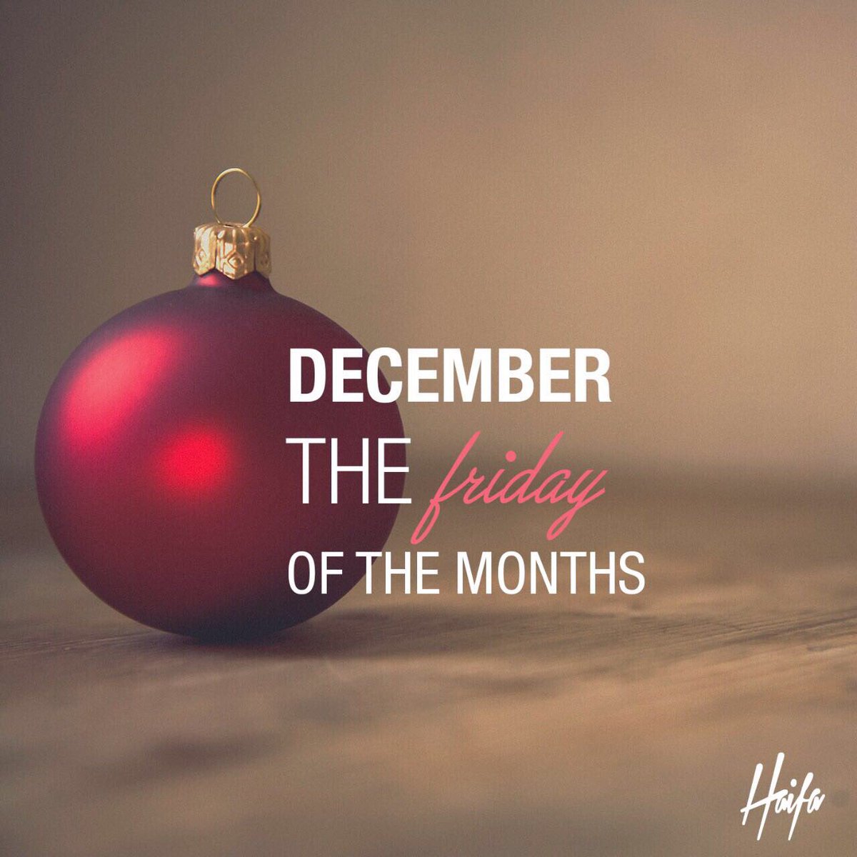 HaifaWehbe's tweet photo. Make it a #December to remember
May your days be merry and bright!
#HaifaWehbe https://t.co/Tgq7znVeIC
