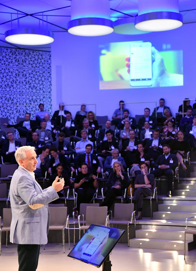 DigitaleStadtM's tweet photo. Die #DIGICON2017 überzeugte durch ihr reichhaltiges Programm und ist ein voller Erfolg gewesen! Ein   ausverkauftes   Auditorium,   hochkarätige   Referenten   und   wertvolle Einblicke  in  digitale  Erfolgsstrategien: https://t.co/6JiO84OJIY https://t.co/7UrEjZvhtV