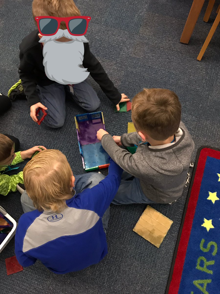 MQuisenberry1's tweet photo. Little Santa STEM Challenge during Sharpen the Saw Clubs. If you need a new sleigh, Santa, we got you! #jonagee @7HillsNISD #7HillsSTEM https://t.co/T2mQe8nc87