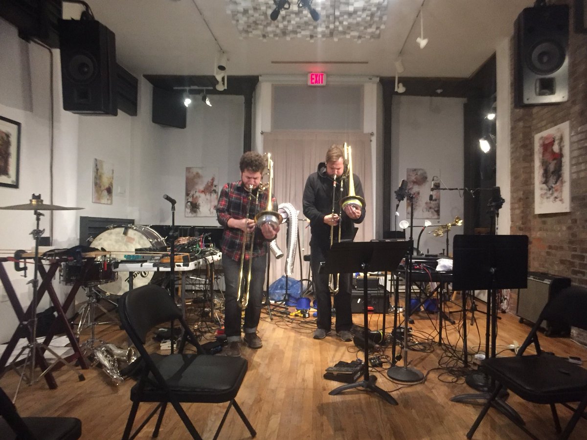 popebamanation's tweet photo. A fine mess #popebama #ragethormbones snaps from Wed 12/29 concert @ScholesStreet https://t.co/oEemuz9uPW