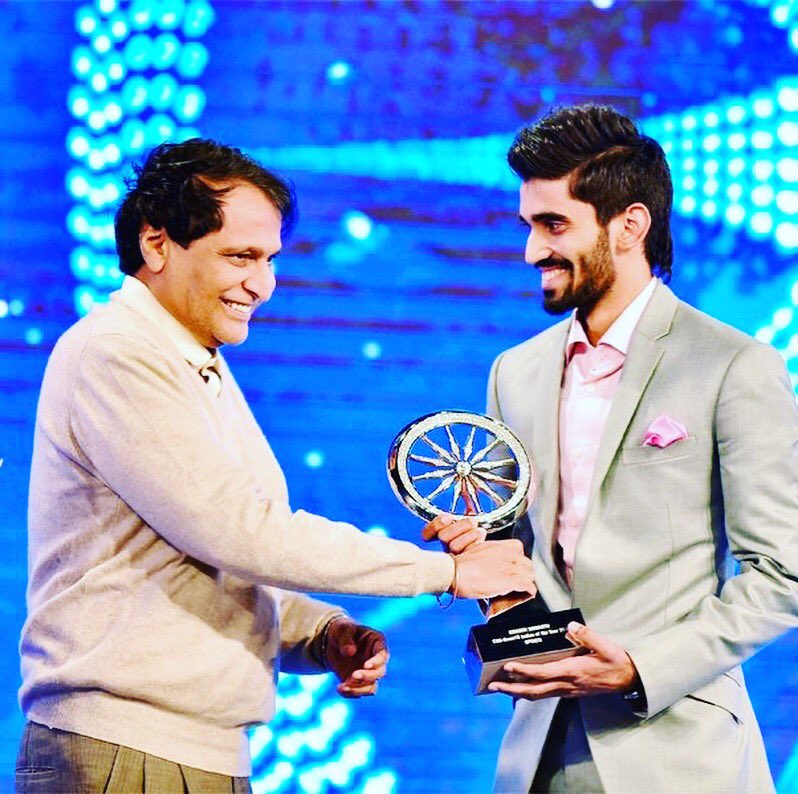 srikidambi's tweet image. I am truly honoured to receive ‘Indian Of The Year 2017 for Sports’ award. It was a great feeling to be among such great people. Huge thanks to CNN-NEWS18.

Outfit - @TheMaroonSuit 
Styling - @talukdarbonali