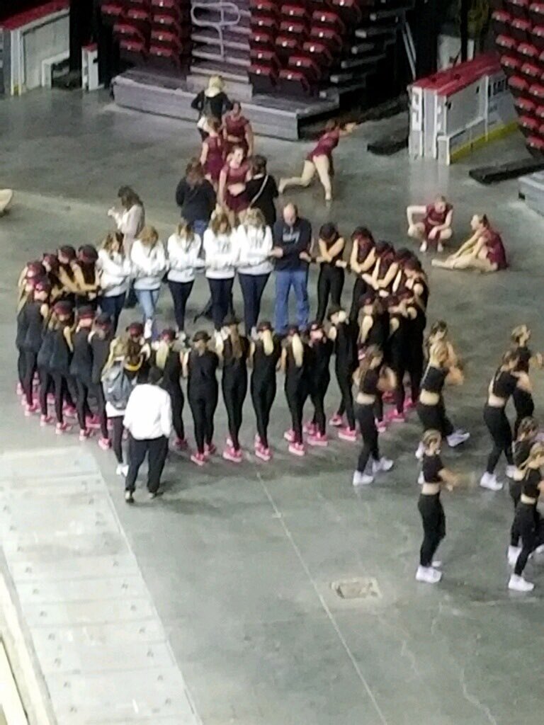LauraBoatwrigh1's tweet photo. #RollRmettes https://t.co/zEYK222pvb