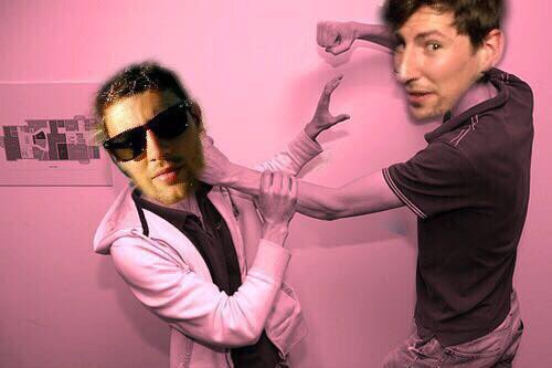 TheFern17's tweet photo. Happy birthday to Captain Vertigo ❤ @1drew2 https://t.co/re5kpYc4AX