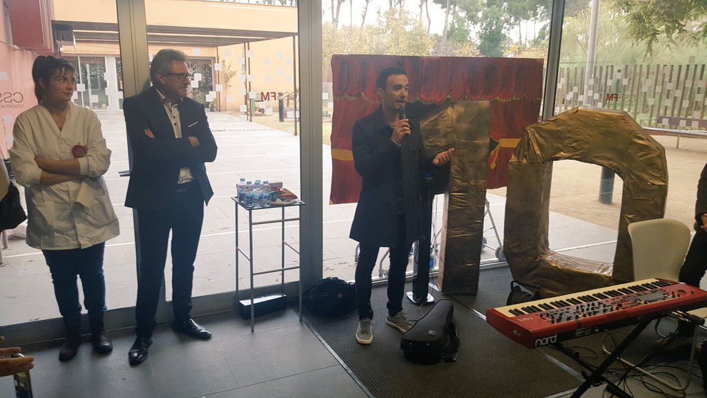 CSC_Consorci's tweet photo. Richard Calle de @ViladecansTweet explica la importància per la ciutat del Centre Sociosanitari Frederica Montseny #CSSFM en el seu 10è aniversari https://t.co/QH7xL5ezCu