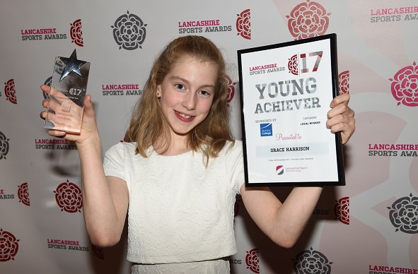ActiveLancs's tweet photo. Congratulations to @piamurray14, winner and @harrison241105
, highly commended for the Young Achiever of the Year Award. Thank you to @BurnleyCollege for sponsoring this award. #LSA17 https://t.co/ezwvqyXD4Z https://t.co/OXwL770mqb