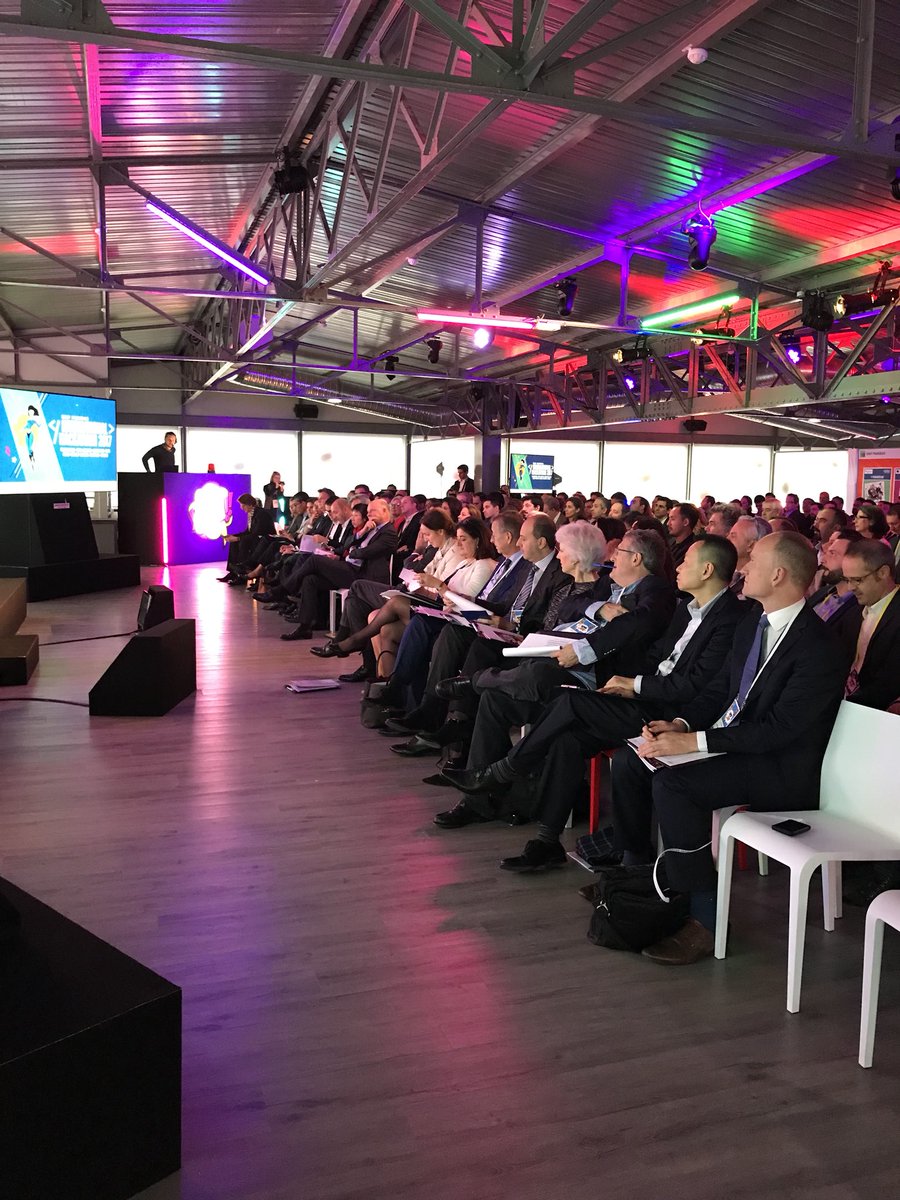 ofthewalnut's tweet image. Et nous avons la chance d’avoir un jury d’enfer pour ce #InternationaHackathon !