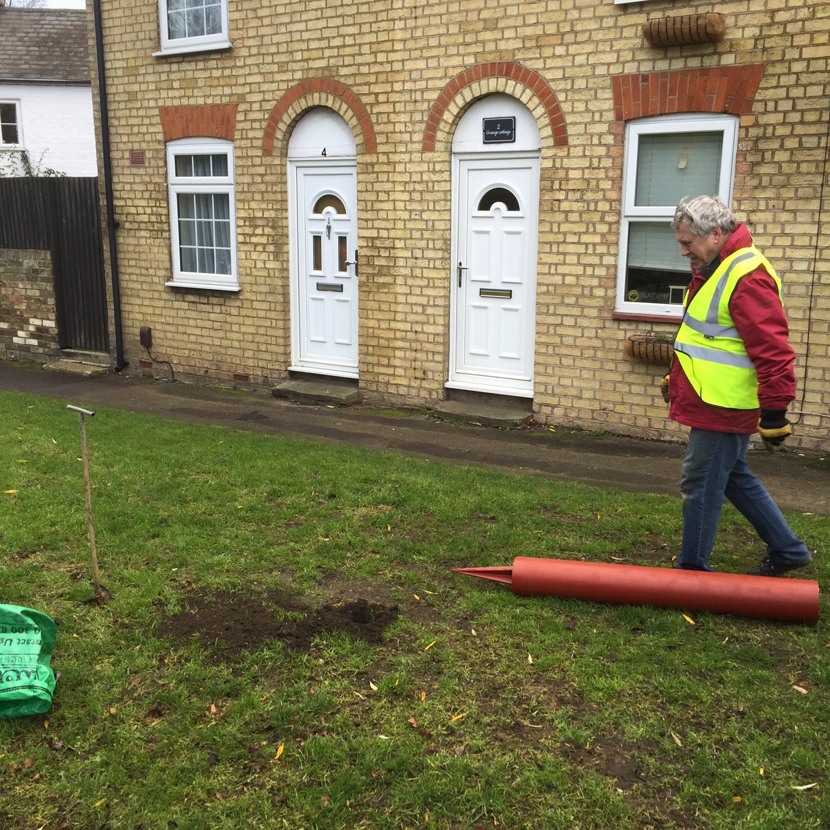 Tree preparation going on ready for tomorrow light up #lightupclifton #shefford #Bedfordshire