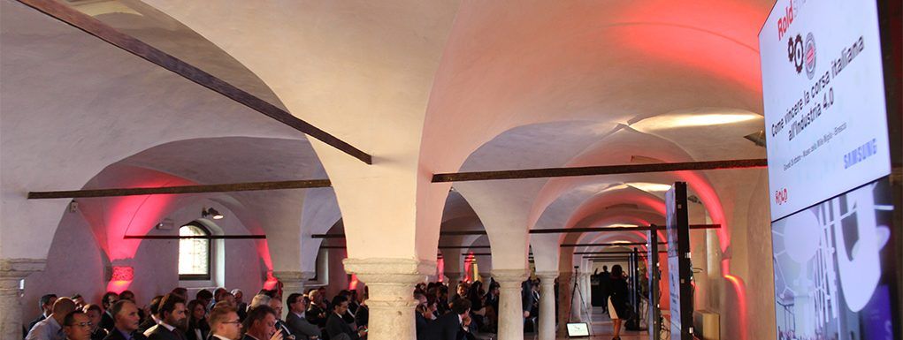 Int4things's tweet photo. #RoldSmartfab dove e come investire in percorsi verso la #SmartManufacturing https://t.co/k7MP5Rpssr di @NicBoldrini #industry40 https://t.co/LPLqedPHk8