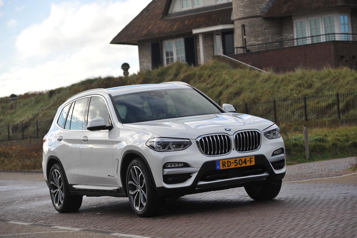 leaseav's tweet photo. BMW lanceert de nieuwe X3, we reden de versie met de 3 liter diesel. #BMW #X3

https://t.co/Jmr3N1GDLl https://t.co/XTeinNOyyU