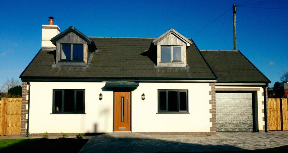 FellsideHomes's tweet photo. The last remaining #newhome is now available at #Greenways #OverKellet nr #Carnforth. An exclusive development offering a rural village lifestyle with easy access to the M6.
Take a look at our bespoke three-bed dormer bungalow with garage just £279,950 incentives available now https://t.co/dVx8L3fyaT