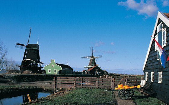 EnumerateEU's tweet photo. How is digitisation of heritage working out in The Netherlands? Read our special report in Dutch for the situation in Holland https://t.co/KB9RPnzfK3 https://t.co/kZaz7IxQBD