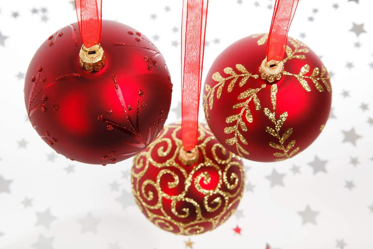 ParadisoNE1's tweet photo. Christmas starts today. We're open all day Mon-Sat from 11am all month.  Pop in for lunch today to try our Christmas menu #Christmas #newcastle #ne1 #December1st @indealsNCL @Northeastli #nefollowers @NewcastleNE1 https://t.co/89TgBpUzEd