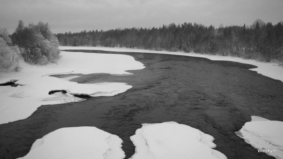 AsyaRestless's tweet image. Река Шуя зимой. Карелия.
