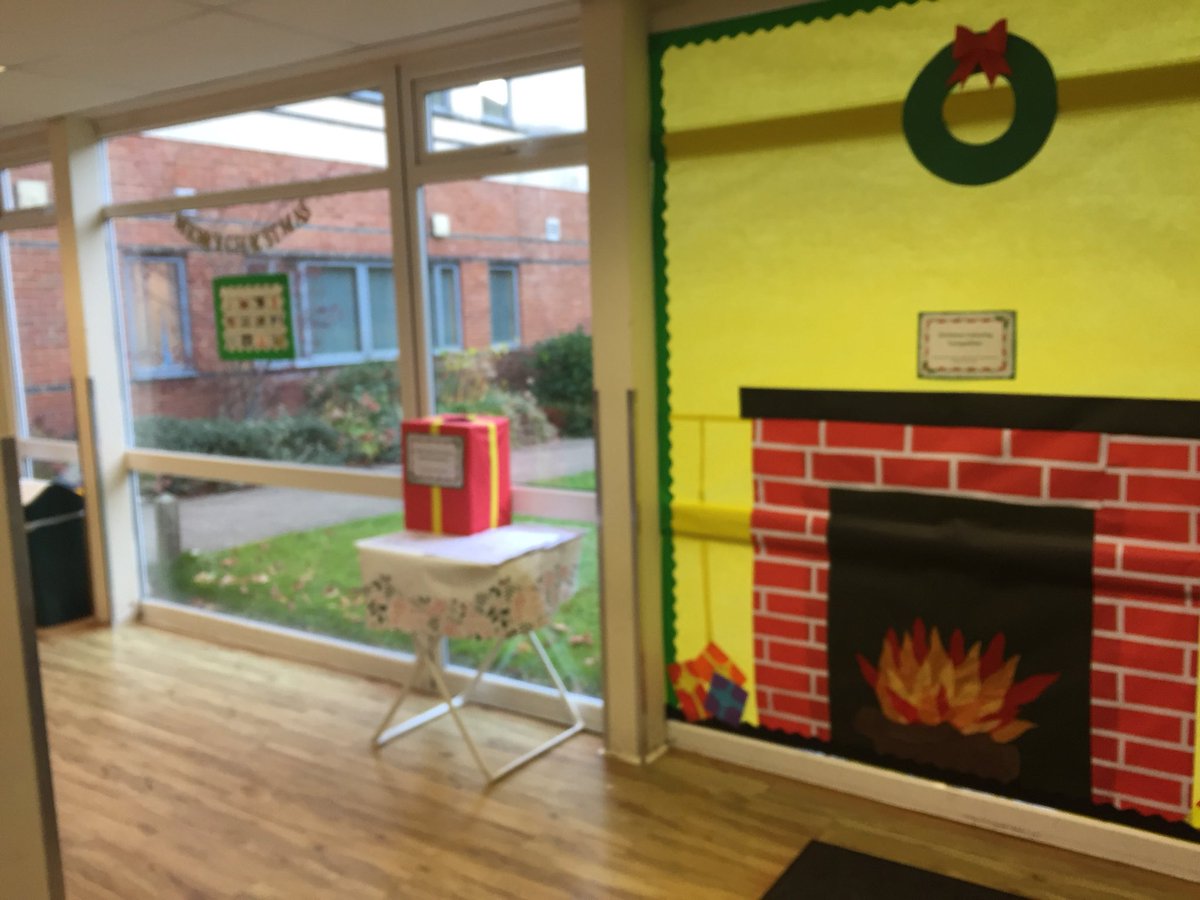 Notre Dame School tweet media