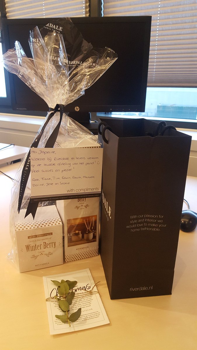 Wat een warm welkom bij <a href="/RiverdaleLiving/">Riverdale</a>. Hartelijk dank collega's