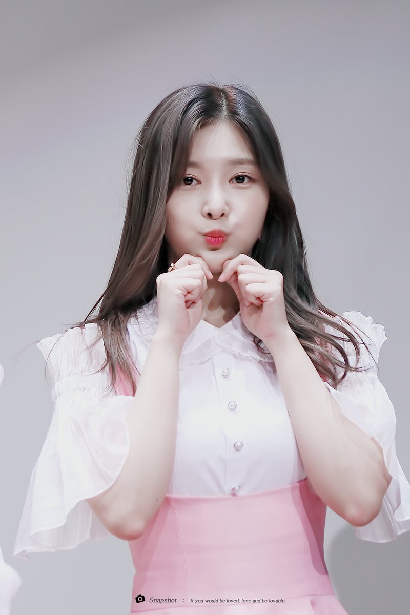 snapsho_t's tweet photo. #다이아 #제니
https://t.co/JUG9wHcCaw
https://t.co/NyGUbr24NR https://t.co/Wwi8DIB9uc