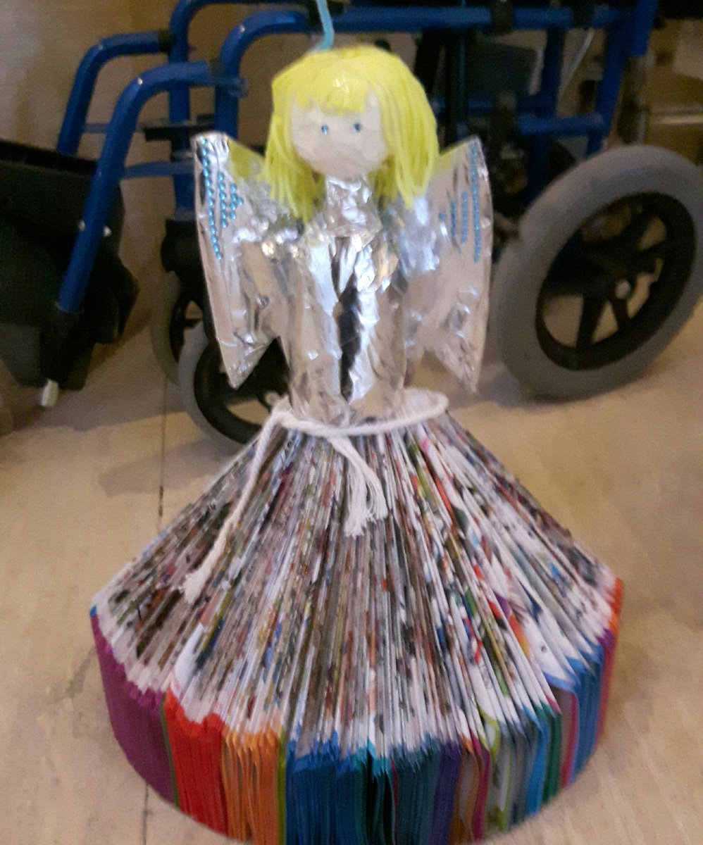 welchdav's tweet photo. Delighted to be able to help @JWhittington2 and @ajtear1972 carry one of the angels into @GuildCath for the weekend celebration. Definitely bonded with the 1 I carried #itsthebestone https://t.co/AyjcTgI72r