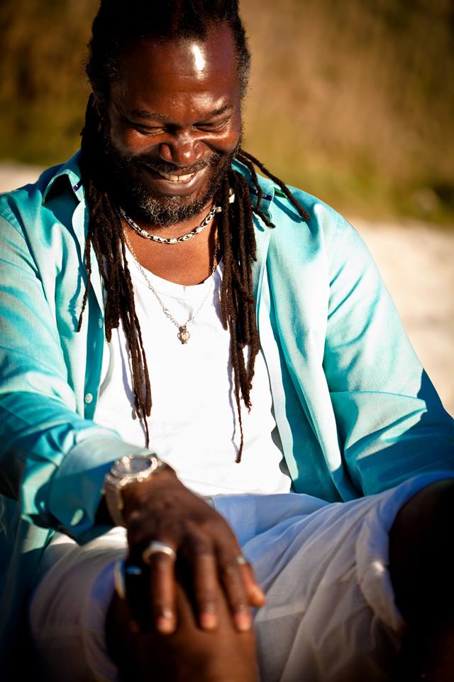 ANNOUNCEMENT: The one and only LEVI ROOTS <a href="/levirootsmusic/">Levi Roots</a> will be performing his Reggae Reggae Christmas Song LIVE on our stage &amp; switch on the Wandsworth Town Christmas lights tomorrow at 4pm <a href="/SouthsideSW18/">Southside Shopping Centre</a>