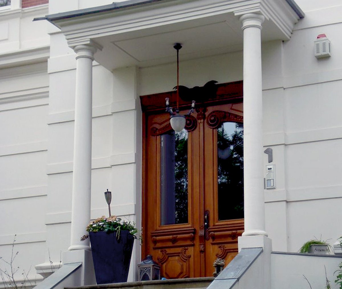 Uzivatel Saulen Na Twitteru Altbau Mit Neuen Vordach Und