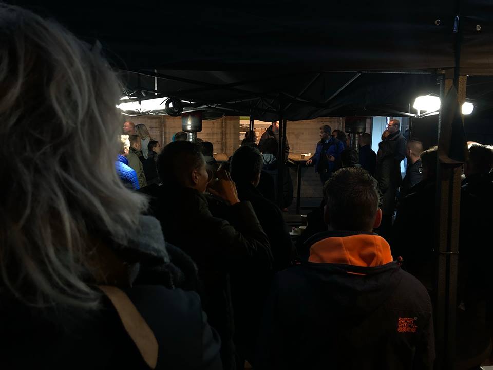 DijkstraDraisma's tweet photo. Gisteren was er een feestelijke afsluiting van de wijkaanpak Schieringen Zuid in Leeuwarden! In opdracht van @Elkien_ hebben wij samen met o.a. @JorritsmaBouw de duurzaamheidsambitie voor 58 woningen en 92 appartementen gerealiseerd! Wij kwamen langs met Van Keet om het te vieren https://t.co/jS9um6x5Yb