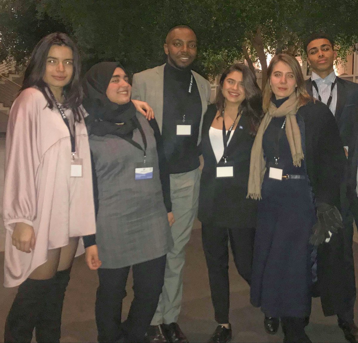 SonuMUN's tweet photo. 🇩🇪 Notre très estimée délégation SONUsienne est bien arrivée en terre allemande pour le Hamburg Model United Nations. Nous leur souhaitons de nous représenter avec éloquence et surtout bonne chance. #HamMUN https://t.co/Aj7e4P9z7n