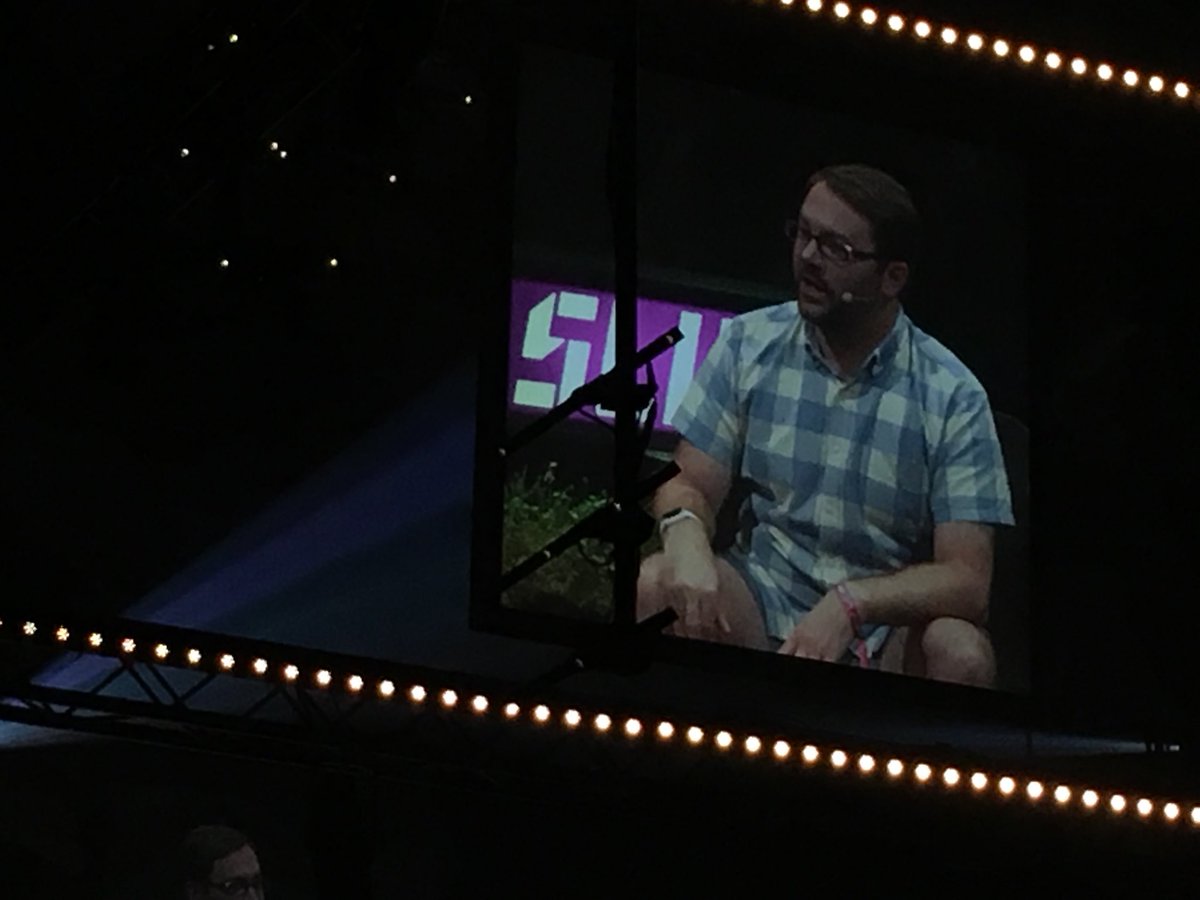 SvenBibi's tweet photo. „Email is the cockroach of the internet - impossible to kill - and even after machines will take over they will still send emails to people...“ @SlackHQ Cal Henderson #SLUSH2017 https://t.co/sylUbozNdc