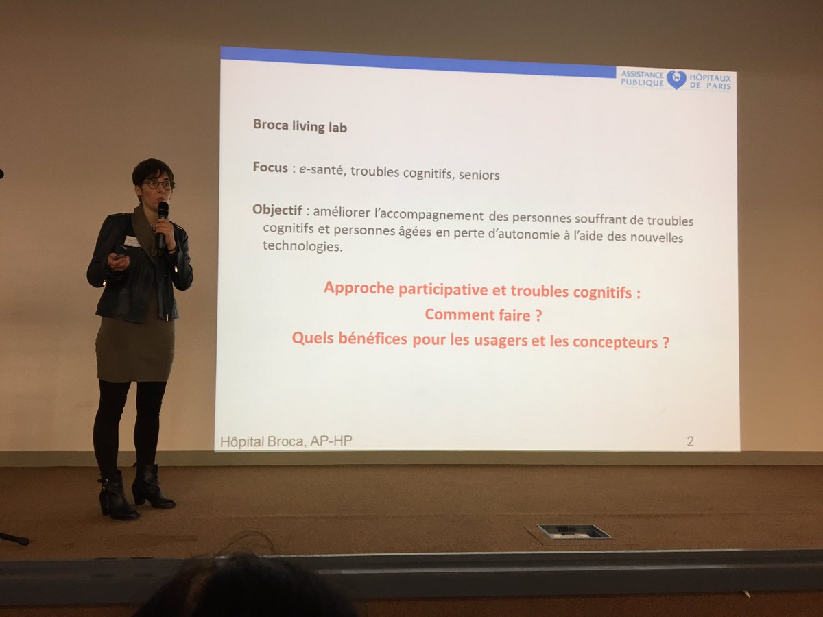 EIThealth_FR's tweet photo. #LivingLabEvent @BrocaLivingLab:exemple  Cafés multimédia= rencontre personnes âgées avec ou sans troubles cognitifs avec concepteurs, chercheurs, ingénieurs pr répondre:Qu'est ce que la technologie peut apporter aux #personnesâgées ? Rassurer sur leurs capacités d'autonomie https://t.co/zJuGKZjTSh