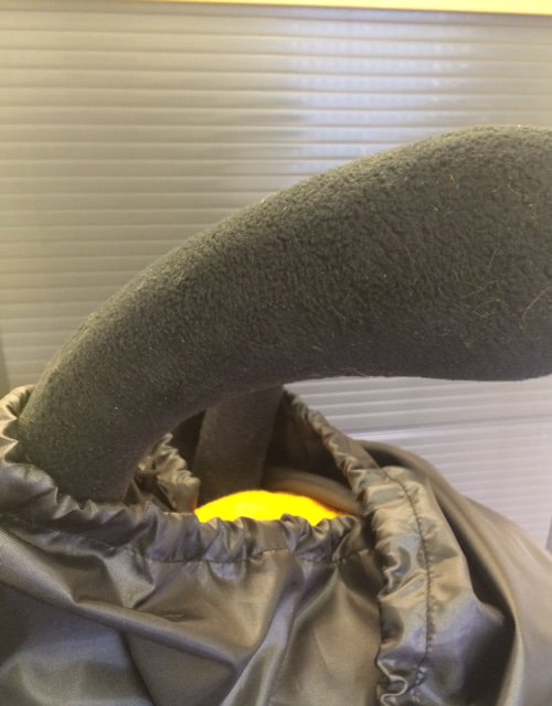 Active_Response's tweet photo. Watching a Cocooning is fascinating and its happening, right here right now! #BuzzBee is breaking free and will be landing at @BarnsleyFC next week for his first personal appearance. #barnsleyisbrill #uksopro #doncasterisgreat #loveinleeds #Bee_Kind #HateHurts #Cocooning https://t.co/Ebq4KJedMy